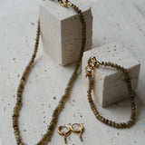 Ketting met groene kralen-goud